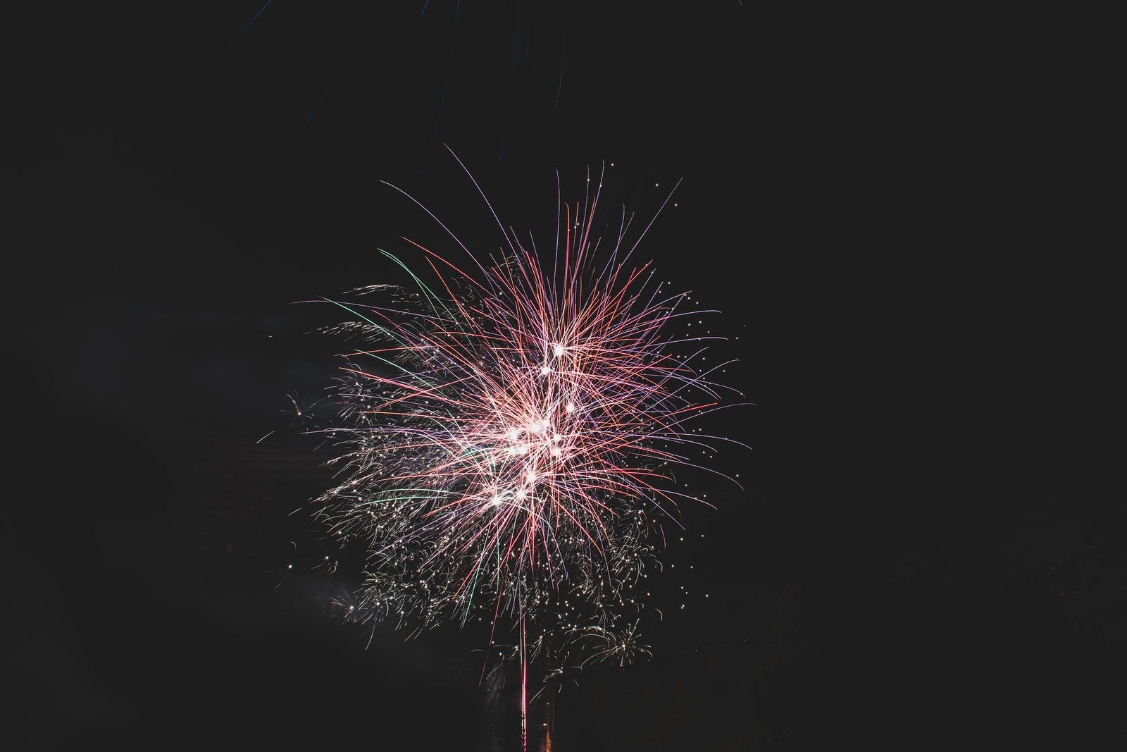 un feu d'artifice